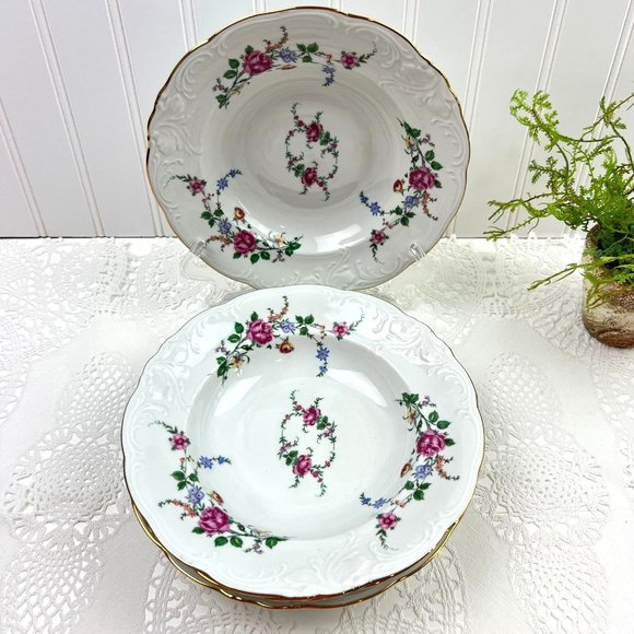 Wawel 4 Rimmed China Soup Bowls Poland Embossed Scalloped White Pink Roses - Picture 4 of 12